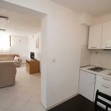 Apartment Adria *